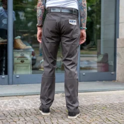 Benzak Hosen><noscript><img width=