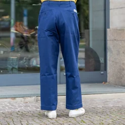 Merz beim Schwanen Hosen></noscript>Chino Bio-Baumwolle Twill 300g Relaxed Fit Ink CHINO01