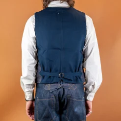 Captain Santors Westen><noscript><img width=