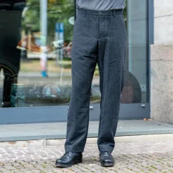 Hansen Hosen>Ken Wide Cut Trousers Black Wool Pin