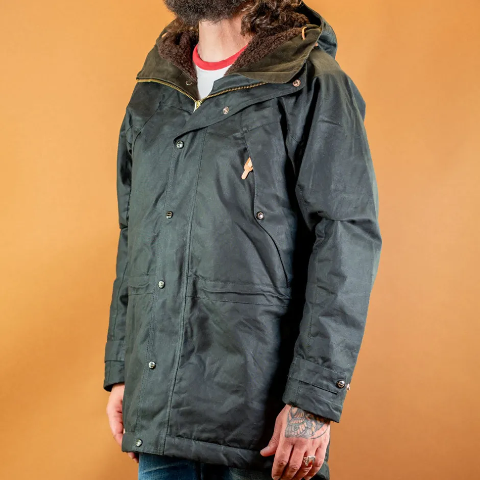 Manifattura Ceccarelli Jacken>Long Mountain Jacket Waxed Black