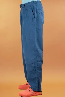 Universal Works Hosen><noscript><img width=