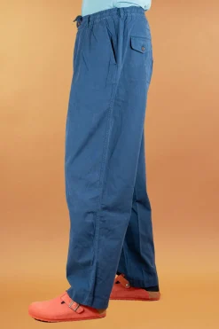 Universal Works Hosen><noscript><img width=