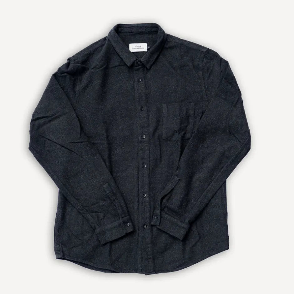 About Companions Hemden>Simon Shirt Eco Flannel Black
