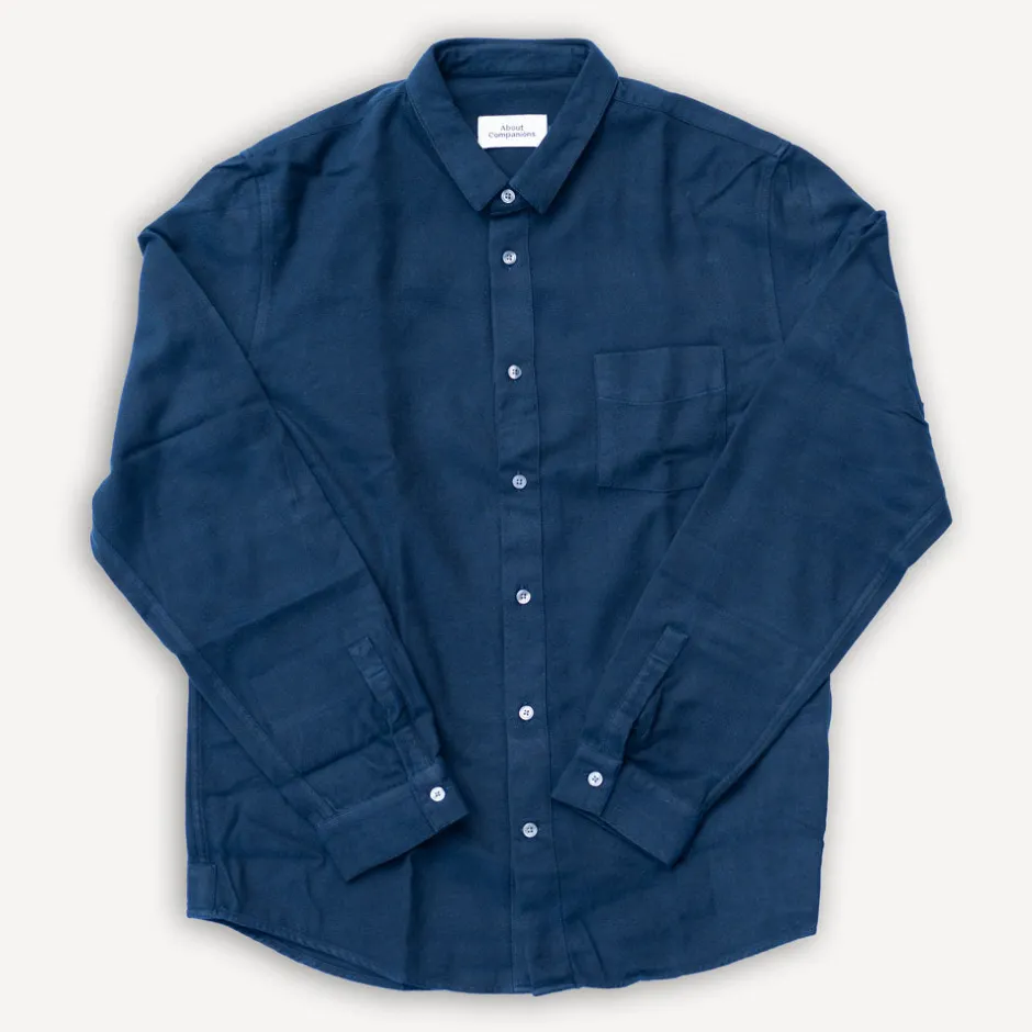About Companions Hemden>Simon Shirt Eco Flannel Deep Sea